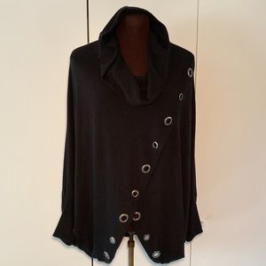 Ariella poncho with hoodie and sleeves S made in USA